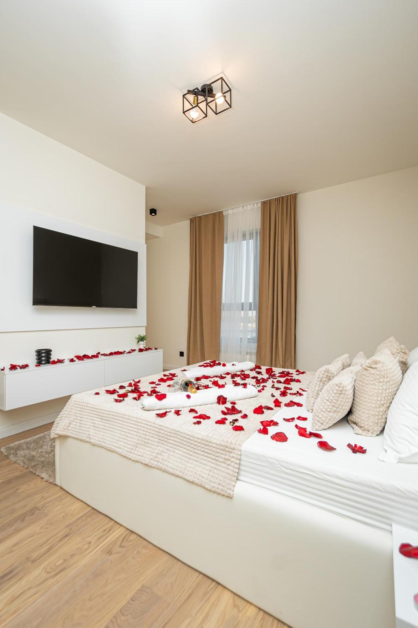 Sinfonia Lux 1205-1 Apartment Sajmiste Luaran gambar