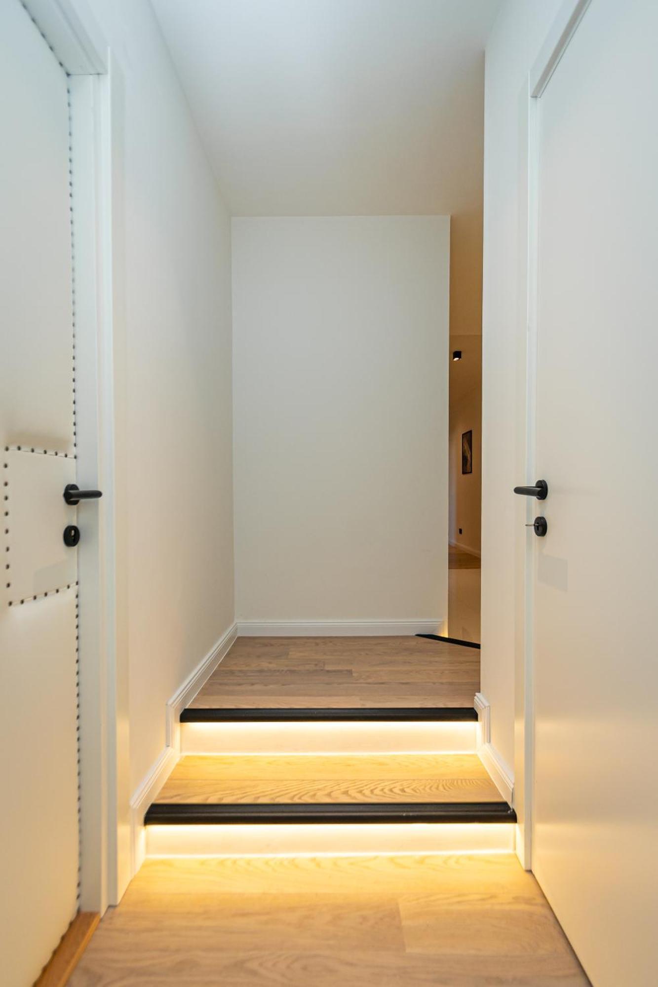 Sinfonia Lux 1205-1 Apartment Sajmiste Luaran gambar
